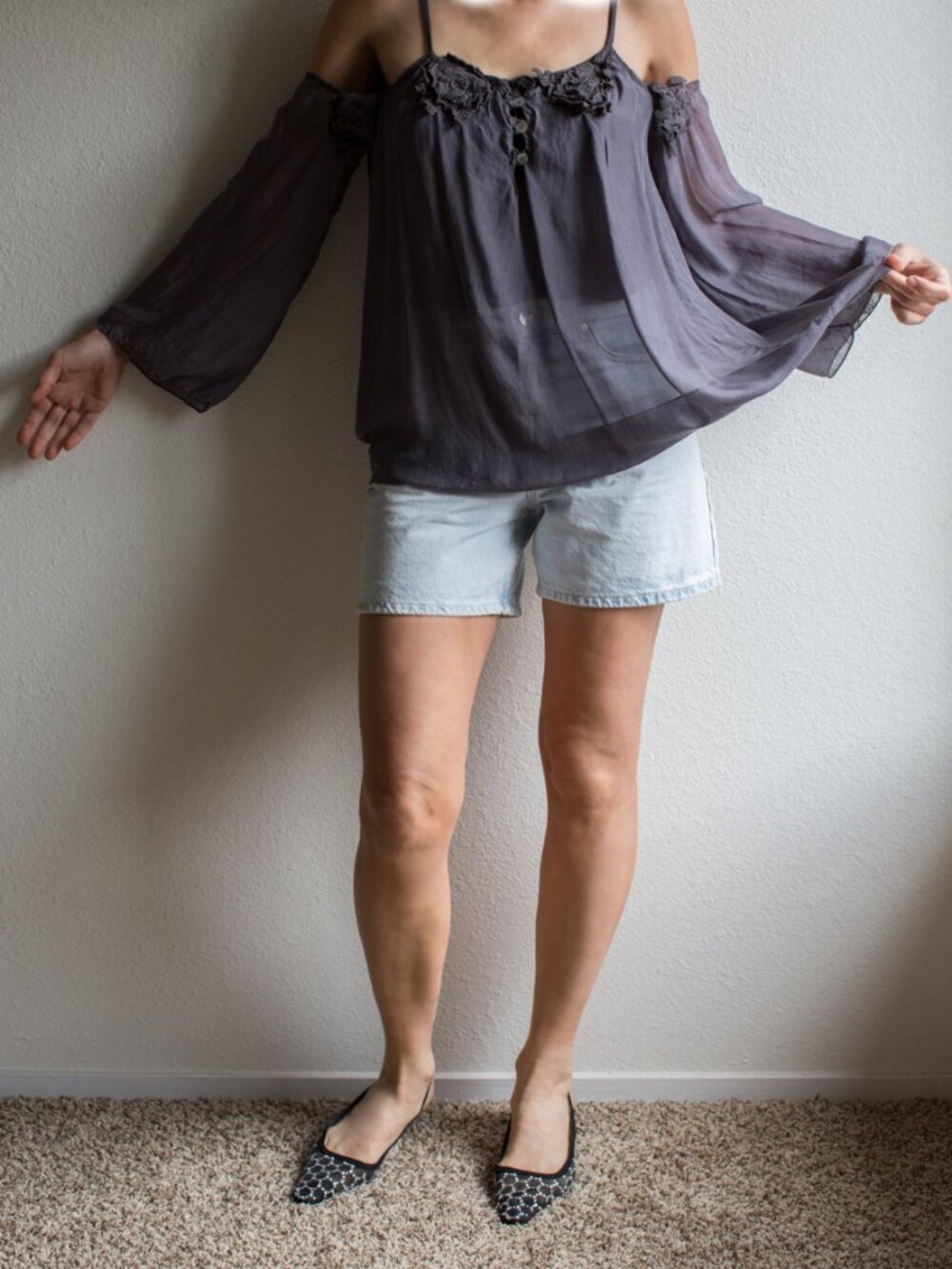 LOLA Italian Gray Sheer Silk Flowy Blouse Top 6 Cold Shoulder Roses Peasant